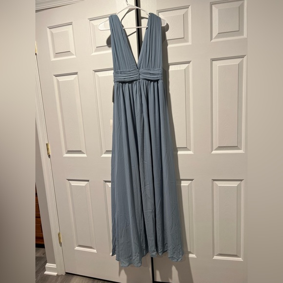 NWT LuLu’s Heavenly Hues Light Blue Maxi Dress in size Small - Picture 5 of 16